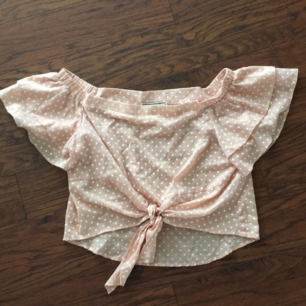 NWT Flying Tomato crop flutter top. Large